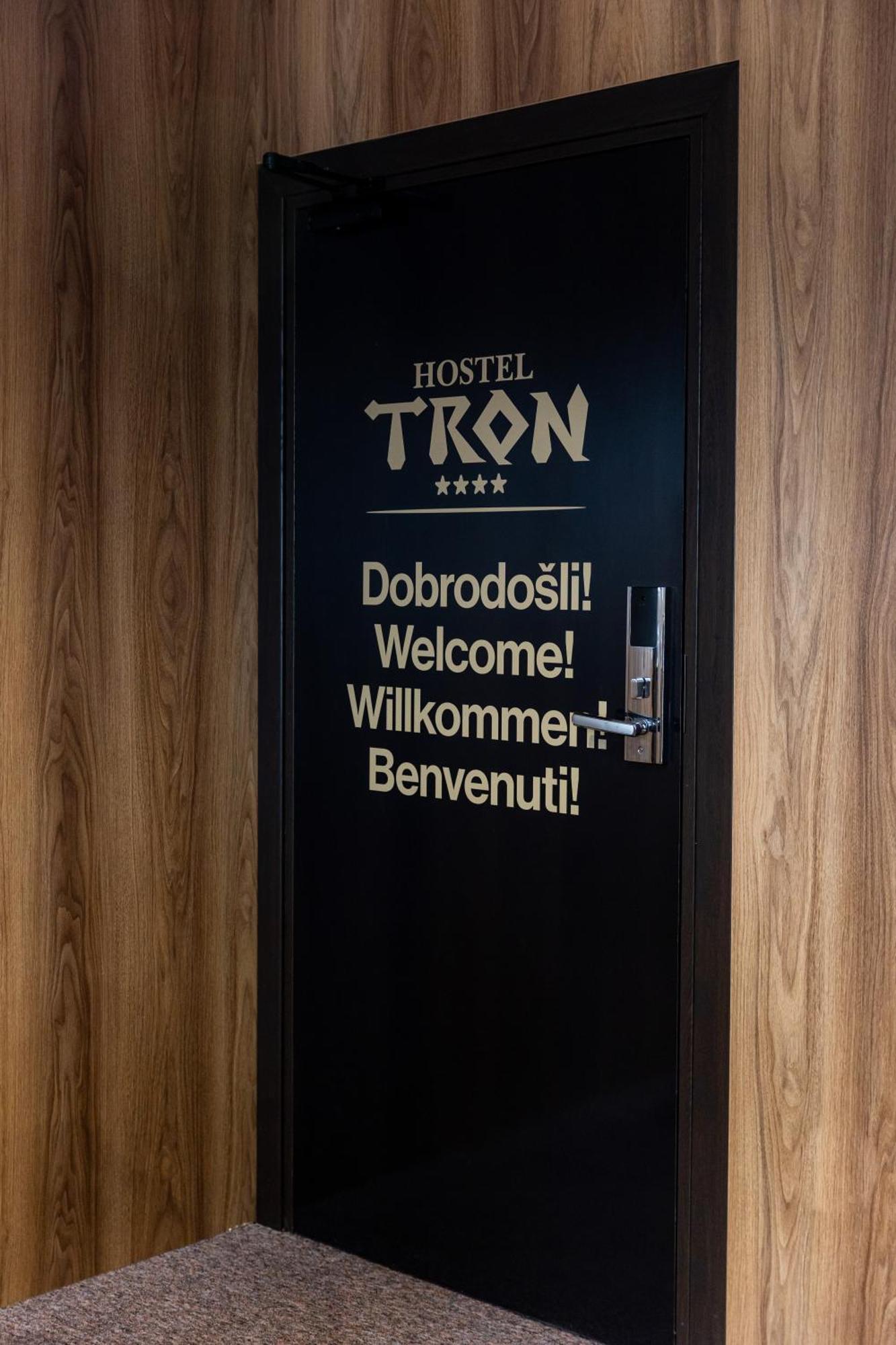Hostel Tron Travnik Esterno foto